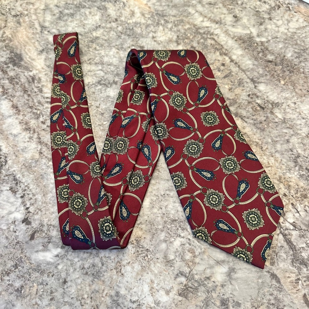 100% Silk Tie Bill Blass expressly for Lord & Taylor Burgundy Gold Blue Classic